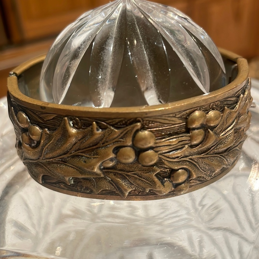 Vintage bracelet leaf brass design‎ clasp closure